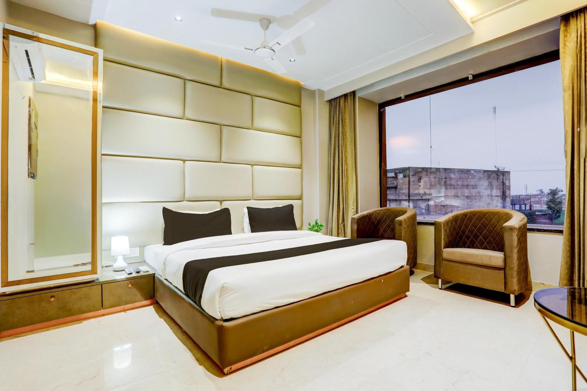 מלון גוואליור Super Collection O Belgacihia Near Kolkata Railway Station מראה חיצוני תמונה